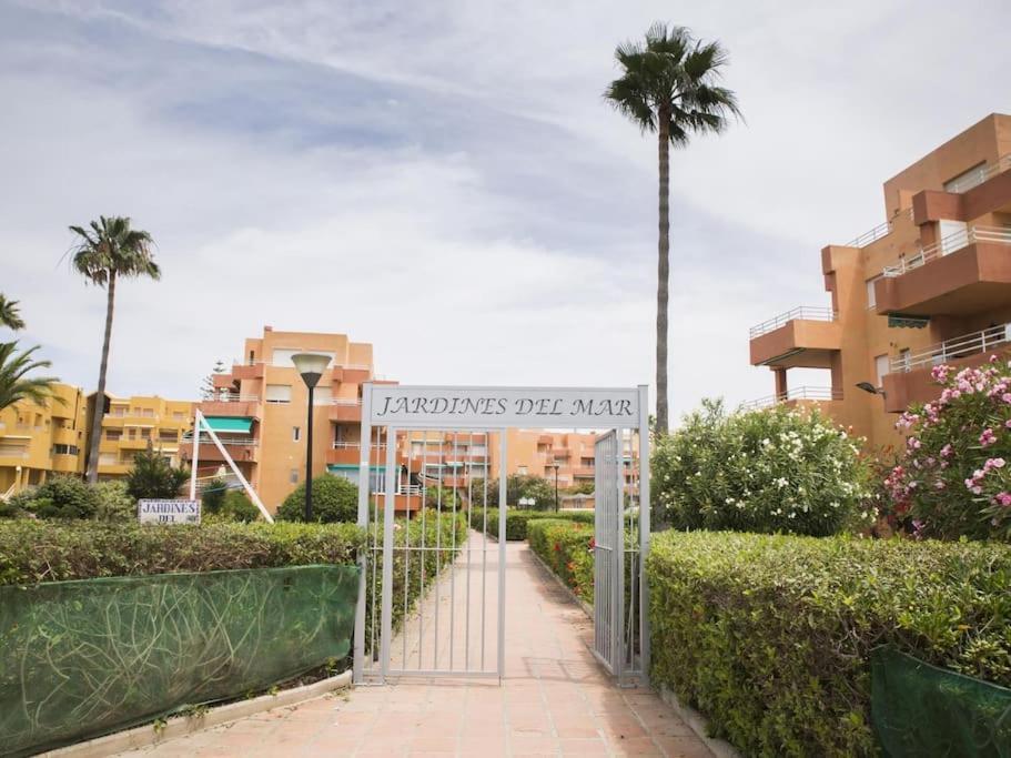 Jardines Del Mar Salobrena Apartment ภายนอก รูปภาพ